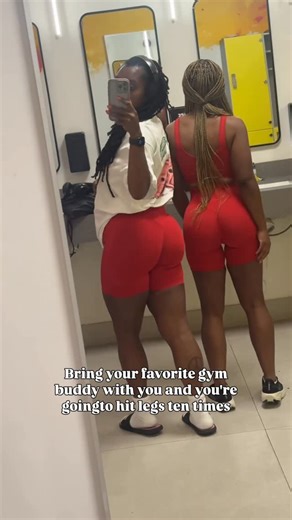 𝐀𝐬𝐡𝐥𝐞𝐲 𝐌𝐢𝐜𝐡𝐞𝐥𝐥𝐞 | Mind, Body & Soul Transformation Mentor on Instagram: "Having an accountability buddy is one of the best ways to hold yourself accountable. When you’re making bing life changes, the people that you have in your life become even more important. Like attracts like right. Surround yourself with people who do what you want to be doing, who read what you want to be reading, who make what you want to be making. Energy is contagious and at the end of the day we are all j