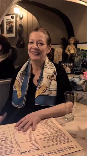 Ffree Brunch at Ffiona’s! Saturday 25th October we are giving away our first brunch sitting (9am!) to our ffriends and ffollowers 🩷 Join us for one of our delicious new dishes and start your weekend the right way … and it’s on us! It’s first come, first served only with bookings opening at 11:00am for our usual ffabulous weekends. We can’t wait to share it with you 🙌🏻 @highstreet_kensington this one is definitely for you too 🩷🤩 | ffionas restaurant