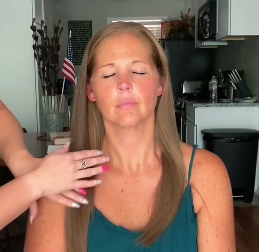 Full video on YouTube: Chels ASMR #asmr #massage #lighttouch #whisper #foryou #fyp #asmrsounds #asmrtiktoks #asmrvideo #asmrcommunity #satisfying #tingles #relax #sleep #hair