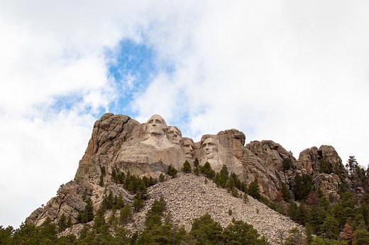 Mount Rushmore National Memorial | The Black Hills and Badlands of South Dakota