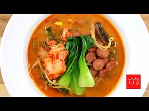 HOW TO COOK SPICY BEEF SAUSAGE SOUP AT HOME / Easy spicy beef soup