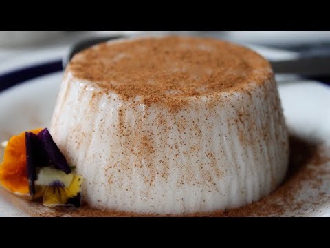 Let's make a traditional Puertorican dessert! Tembleque!