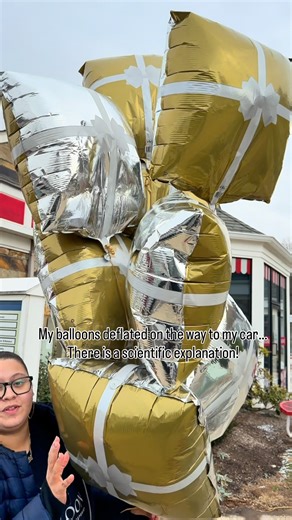 Dolly Hilario | NY/NJ Balloon Artist on Instagram: "What happens to foil balloons in the cold? Well, the helium particles shrink causing the balloon to appear as though it has deflated. But watch what happens when they go back to a normal temperature!"