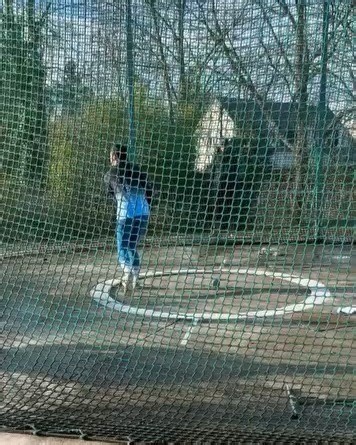 RS Saint Cyr Athlétisme on Instagram: "🔥Retour en image sur les compétitions qui se sont déroulées dernièrement ! 💯 24 janvier : Championnats Régionaux de Lancers Longs Hivernaux (Saint Cyr Sur Loire, 37) avec 6 participants * Lilou L., vice-championne régionale au marteau [46m60 (IR4)] * Adèle S. : Cinquième au disque et sixième au marteau * Noémie B-B. : Championne régionale au poids (8m84) * Martin A-R. : Cinquième au disque et sixième au javelot * Jules H. : Troisième au disque, quatrième