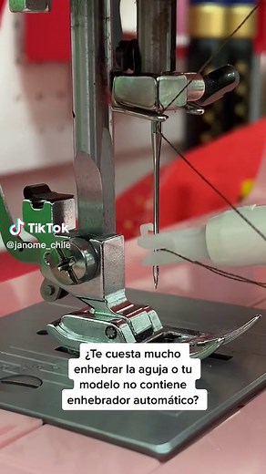 Guía para usar el enhebrador automático de aguja