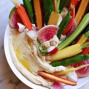 200K views · 1K reactions | Smooth & creamy hummus is so easy to make at home. FULL RECIPE: https://www.yummymummykitchen.com/2019/04/how-to-make-hummus-recipe.html | Yummy Mummy Kitchen by Marina Delio | Facebook
