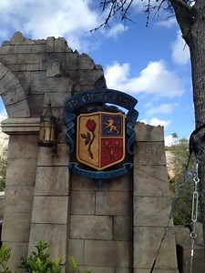 Disney World Dining - Be Our Guest Restaurant which is better Lunch or Dinner?