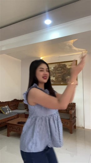 I N D A H K U 2 (@i.n.d.a.h.k.u.2)’s videos with Pak Tolong Remix - 𝕽𝖎𝖆𝖓..𝓐