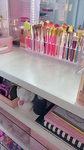 653K views · 15K reactions | The mini 沈 #mini #makeup #caboodle #asmr 7090254015702912299#reels #happy #family #love #viral #viralfb #funny #amazing #fyp | Rory Stewart | Facebook