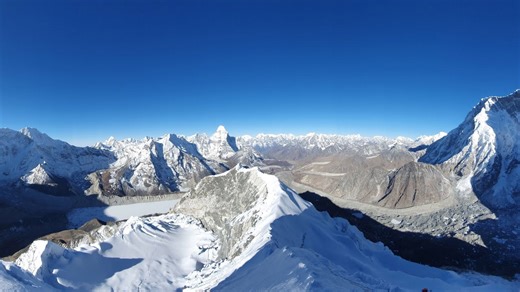 Hiking Nepal; Gokyo Ri, Everest Base Camp, and Summiting Island Peak in 22 Days