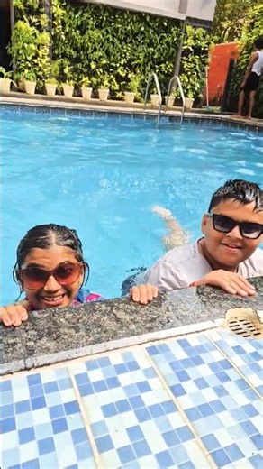 #swimmingpool 💙🩵❤️💕🏊‍♀️🐬#danceforchildren #funatswimmingpool #ytshorts #reels