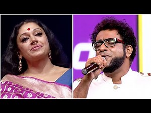 Evergreen Actress Shobana Enjoying Singer Haricharan's Mesmerizing Performance At SIIMA