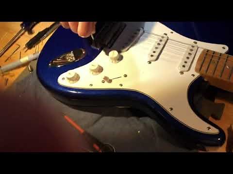 How to remove a broken Tremolo Arm