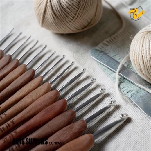 Sandalwood Handle Crochet Hooks #crochet #crochethook #crochetforbeginners #supplies