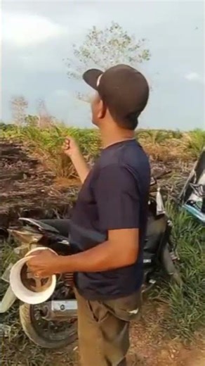 KESERUAN DI ACARA KKBS 🪁🪁 #logo #jalanyangjauhjanganlupapulang #sticker #kaos