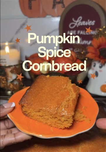 Thee most soft, rich, moist, and delicious cornbread I have tasted and made on planet earth!!! If you enjoyed this please dont hesitate to give it a try 🤎🍁🧡🎃 #pumpkinspiceseason #cornbread #easyrecipe #bakewithme #foodathome