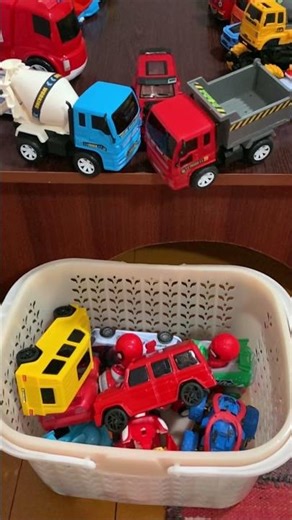 Toy Cars Jumping Off the Ramp! 🚗🔥 Kids Love This 😲