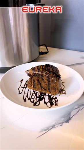 103 reactions · 25 shares | No oven? No problem. This chocolate cake was made with the EEPC 6L Smart Express MultiCooker! ✨ From everyday meals to sweet treats, it’s the smart, effortless way to cook and bake.  Eureka Official Website: https://bit.ly/eureka-home-appliances #EurekaMakingLifeComfortable | Eureka Home Appliances | Facebook