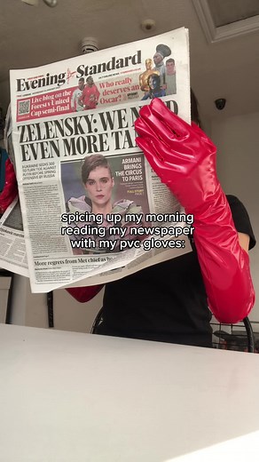 PVC gloves wear it for ANY TASK! 😍❤️ #alternativefashion #honourclothing #pvc