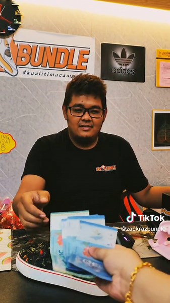 Handling Money in a Creative Office Environment