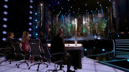 Exclusive Sneak Peek of Susan Boyle's AGT: The Champions Finals Performance