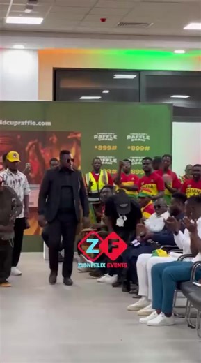 See what happened on stage when Shatta Wale and Stonebwoy joined Minister for youth and sports, Kofi Adams to launch Ghana World Cup raffle draw #shattawale #zionfelix #gfa #stonebwoy #ghanatiktok🇬🇭