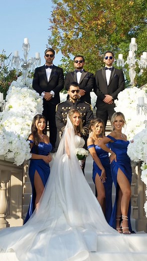 Wedding planner on Instagram‎: "Persian wedding 💃🏻🤍 #bride : @anooshka.yousefasr #weddingplanning : @sultanwedding_turkey_dubai #bridesmaids : @arshin_7 #bride #photography #wedding #weddingdress #weddingplanning #makeup #persianwedding #brides #stanbul #turkey #weddingday #weddinginspiration #weddingideas #عروس #عروسی #عروسی_ایرانی #لباس_عروس #ساقدوش_عروس"‎