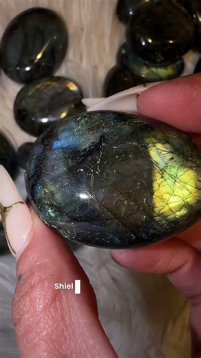 Labradorite ✨