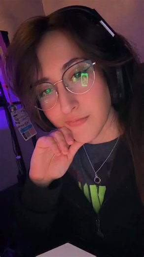 [Commissions Closed] on Instagram: "I’m there usually at 6:30pm MT BUT I have a terribly messed up sleep schedule so I do be late sometimes. I do show up though 🤣👍 #gamingcommunity #artcommunity"