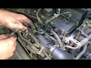 How to properly unscrew stuck glow plugs? Personal experience.
