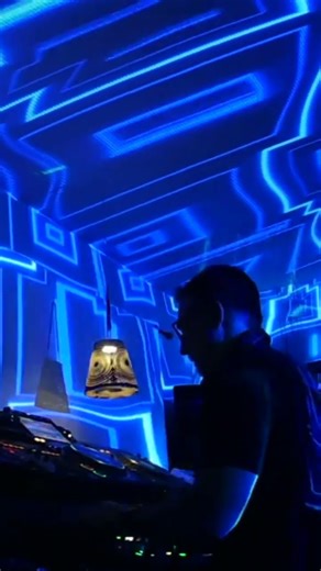 Matrix💊 #dj #techno #housemusic #edm #electronicmusic #musicatechno #technodance #dancemusic #rave