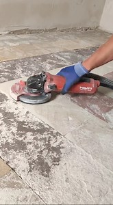 Las aplicaciones de desbaste son más seguras con la amoladora angular AG 125-19SE, tiene control activo del par (ATC) 🛟 y también puedes combinarla con una campana antipolvo. 💨 ¿No te parece una maravilla? ¡Arriba esos pulgares! 👍 Gracias @‌ModernHome (IG) por compartirnos este vídeo. 📹 Más información aquí: https://hilti.to/s9z451 #HiltiCommunity | Hilti