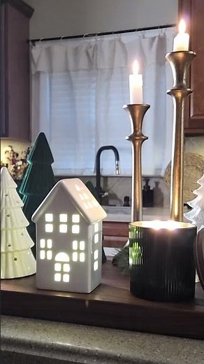 This 5-Minute Centerpiece Will Transform Your Table #christmas #homedecor #diy