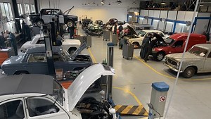 Restauration de véhicules anciens : présentation du CNVA en vidéo