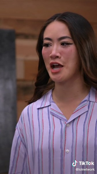 Melissa is Robbie! Robbie is Melissa! Guess the writers broke the