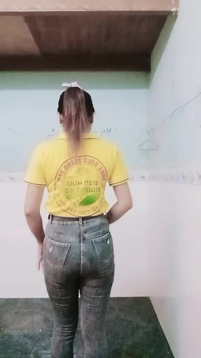 Video của Vân 83 , 1994 (@van_83_) với bản nhạc