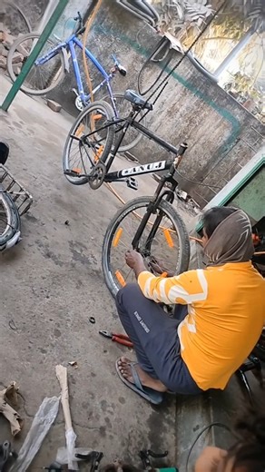 STREET_HAWK_46 on Instagram: "NORMAL FORK TO HYDRAULIC FORK CUSTOMIZED ⚡* #viralreels #tredingreels❤️ #viralreelsvideo❤️ #trendingreels #mtb @op_anuj_07_1234 BRO CYCLE CUSTOMIZATION"