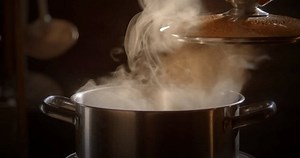 Slow Motion Scene Boiling Pot Steams Stock Footage Video (100% Royalty-free) 3497235151 | Shutterstock