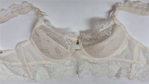 Factory OEM White Comfort Seamless Push up Lace Sexy Lingerie Bra and Brief Sets
