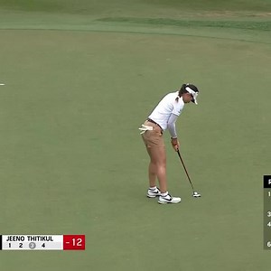 Beautiful putt by Jeeno! ✨ | LPGA