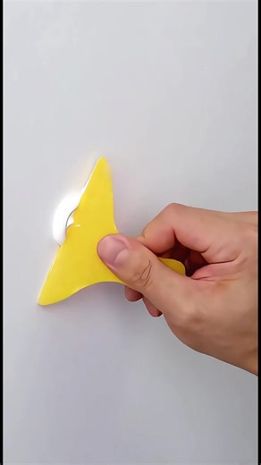 Effortlessly Repair Cracked Walls with Wall Cream