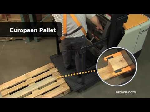 Variable Pallet Clamp: Crown SP 4000 Series Order Picker