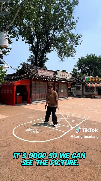 Exploring 1980s South Korea Through Time Travel