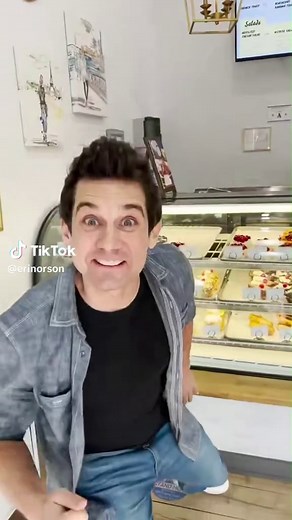 Magic tricks tutorial 😱🤯 Magic tricks magician tutorial revealed by Brice magic 🪄 #magictrick #magician #tutorial