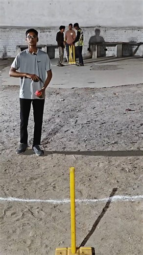 Two batsmen. 15 balls. One off- spinner on a mission. 🎯