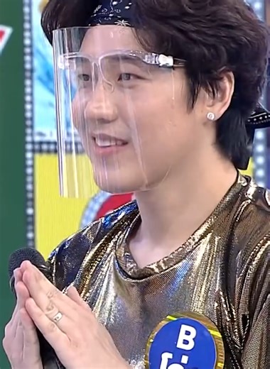 ตั๊กชอบคนนี้ เขาทุ่มเท ร้องแบบไม่แคร์เนื้อเพลง! 🎤🥰 #ทีวีไม่ได้ดู #ซีนที่ไม่ได้ออกอากาศ #กิ๊กดู๋สงครามเพลง #พิธีกรกิ๊กดู๋ #เทปในตำนาน