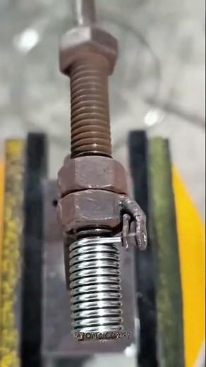 Smart Bolt Lock Trick You Need to See!