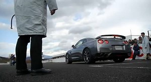 [Vidéo] Un launch control de Nissan GT-R 2011, ça donne ça
