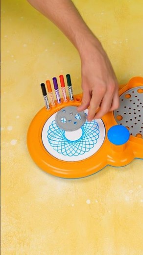 Crayola Spin & Spiral Art Station 🖼️