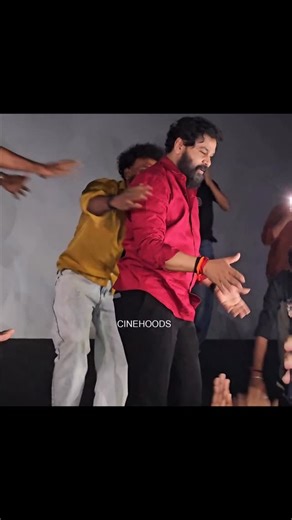 Cinehoods Media on Instagram: "തിയേറ്റർ ഇളക്കി മറിച്ച് ദിലീപേട്ടൻ, ഓടിവന്ന് കെട്ടിപിടിച്ച് ആരാധകർ!🔥Dileep, Bha Bha Ba Theatre Visit, Kavitha Theatre Eranakulam #dileep #dileepettan #dileepfans #dileepfanskerala"